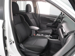 Внедорожник Mitsubishi Outlander 2019 года, 2649000 рублей, Воронеж