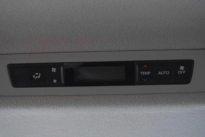 Минивэн Toyota Esquire 2015 года, 1969000 рублей, Кемерово