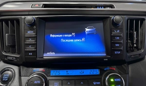 Внедорожник Toyota RAV4 2017 года, 2480000 рублей, Красноярск