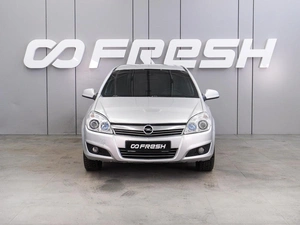 Седан Opel Astra 2010 года, 649000 рублей, Воронеж