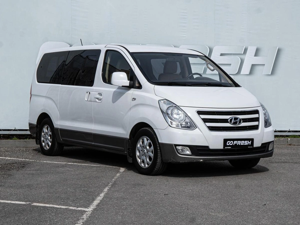 Минивэн Hyundai H-1 2015 года, 2100000 рублей, Волгоград