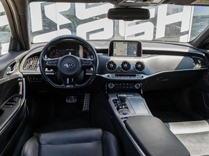 Лифтбек Kia Stinger 2018 года, 2690000 рублей, Краснодар