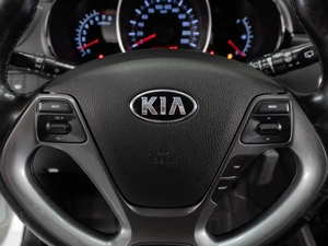 Хетчбэк Kia Rio 2016 года, 1129000 рублей, Тюмень