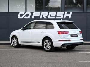 Внедорожник Audi Q7 2017 года, 4574000 рублей, Кирилловка