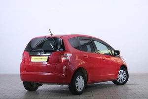 Хетчбэк Honda Fit 2010 года, 699000 рублей, Омск
