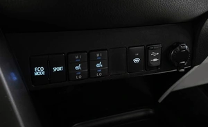 Внедорожник Toyota RAV4 2016 года, 2530000 рублей, Красноярск