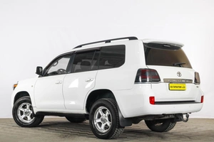 Внедорожник Toyota Land Cruiser 2010 года, 3099000 рублей, Тюмень