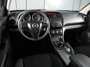 Седан Mazda 6 2010 года, 1029000 рублей, Аксай