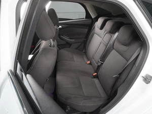 Седан Ford Focus 2012 года, 850000 рублей, Красный Пахарь