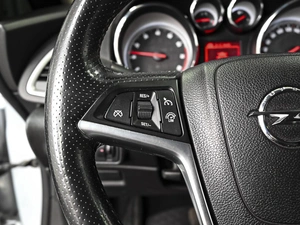 Хетчбэк Opel Astra GTC 2013 года, 1105000 рублей, Ставрополь