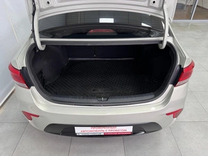 Седан Kia Rio 2019 года, 1295000 рублей, Красноярск