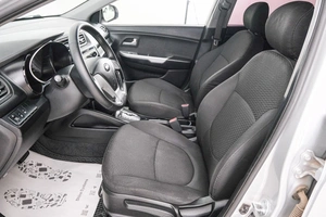 Хетчбэк Kia Rio 2015 года, 799000 рублей, Красноярск