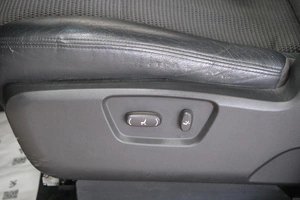 Внедорожник Chevrolet Captiva 2010 года, 1089000 рублей, Омск