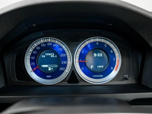 Универсал Volvo V60 2013 года, 1275000 рублей, Красноярск