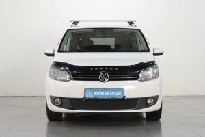 Минивэн Volkswagen Touran 2011 года, 1199000 рублей, Челябинск