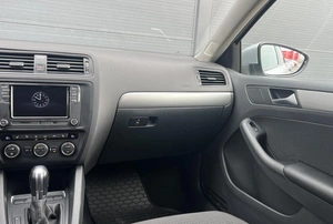 Седан Volkswagen Jetta 2015 года, 1160000 рублей, Солонцы