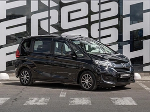 Минивэн Honda Freed 2019 года, 1641000 рублей, Краснодар