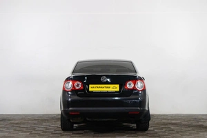 Седан Volkswagen Jetta 2009 года, 529000 рублей, Сургут