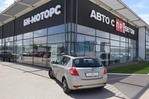 Купе Kia Ceed 2010 года, 710000 рублей, Мирное