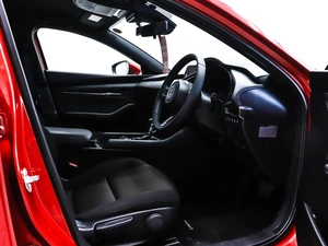 Хетчбэк Mazda 3 2020 года, 1729000 рублей, Красноярск