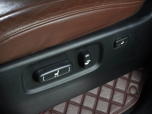 Внедорожник Toyota Land Cruiser 2018 года, 6100000 рублей, Воронеж