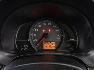 Хетчбэк Toyota Vitz 2011 года, 767000 рублей, Тюмень
