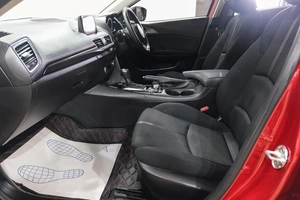 Хетчбэк Mazda Axela 2017 года, 1549000 рублей, Новокузнецк