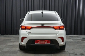 Седан Kia Rio 2018 года, 1477000 рублей, Красноярск