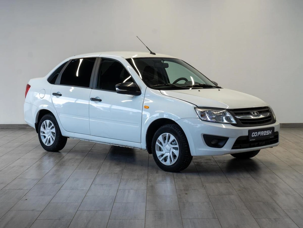 Седан ВАЗ (LADA) Granta 2017 года, 499000 рублей, Саратов