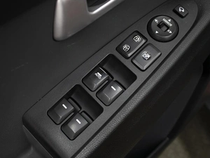 Внедорожник Kia Sportage 2014 года, 1290000 рублей, Омск