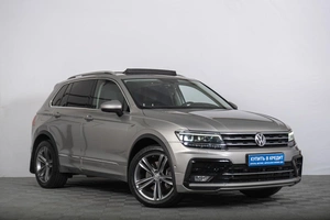 Внедорожник Volkswagen Tiguan 2018 года, 3159000 рублей, Томск