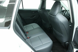 Внедорожник Toyota RAV4 2026 года, 4295000 рублей, Красноярск