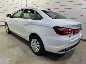 Седан ВАЗ (LADA) Vesta 2024 года, 990000 рублей, Красноярск