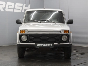 Внедорожник ВАЗ (LADA) 4x4 (Нива) 2020 года, 600000 рублей, Омск