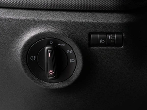 Седан Volkswagen Polo 2020 года, 1050000 рублей, Тюмень