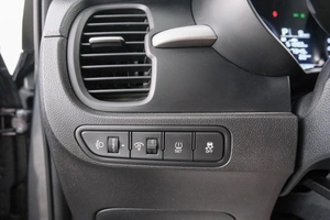 Хетчбэк Kia Rio X-Line 2020 года, 1749000 рублей, Красноярск