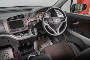 Минивэн Honda Stream 2009 года, 1249000 рублей, Томск