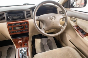 Седан Toyota Corolla 2001 года, 589000 рублей, Барнаул