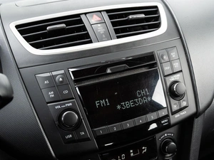 Хетчбэк Suzuki Swift 2011 года, 990000 рублей, Краснодар