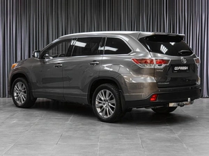 Внедорожник Toyota Highlander 2014 года, 2996000 рублей, Тюмень