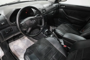 Седан Toyota Avensis 2006 года, 639000 рублей, Новокузнецк