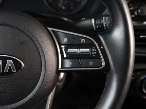 Седан Kia Cerato 2019 года, 1760000 рублей, Омск