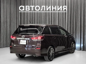 Минивэн Toyota Wish 2011 года, 1249000 рублей, Красноярск