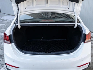 Седан Hyundai Solaris 2017 года, 1160000 рублей, Краснодар