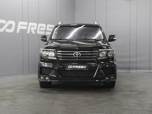 Внедорожник Toyota Land Cruiser 2014 года, 3160000 рублей, Омск