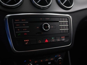 Седан Mercedes-benz CLA-класс 2015 года, 1899055 рублей, Москва