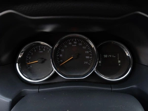 Внедорожник Renault Duster 2020 года, 1299000 рублей, Саратов