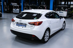 Хетчбэк Mazda Axela 2015 года, 1188000 рублей, Солонцы