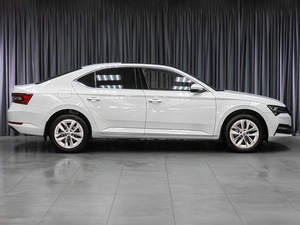Лифтбек Skoda Superb 2015 года, 1579000 рублей, Тюмень