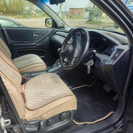 Внедорожник Toyota Kluger 2001 года, 975000 рублей, Канск